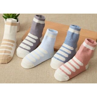 Set 5 đôi tất cao cổ xuất Nhật cho bé