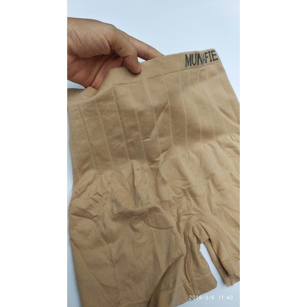 Quần mặc váy cạp cao gen bụng Munafie hàng đẹp