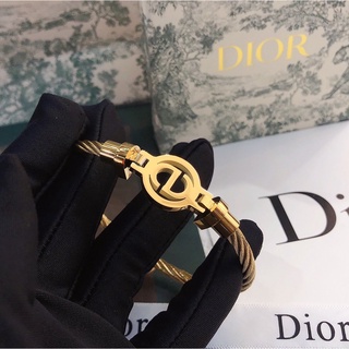 Vòng đeo tay Dior bằng thép titan thời trang cho nữ
