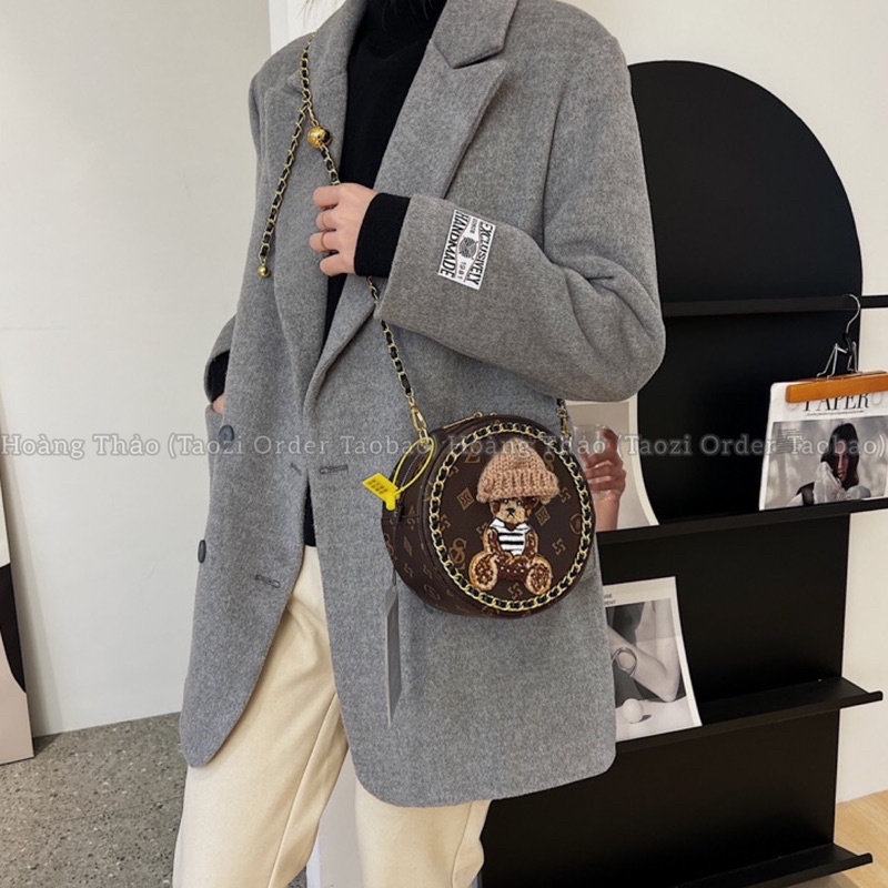 Túi hộp tròn đeo chéo hoạ tiết gấu cao cấp siêu xinh♥️