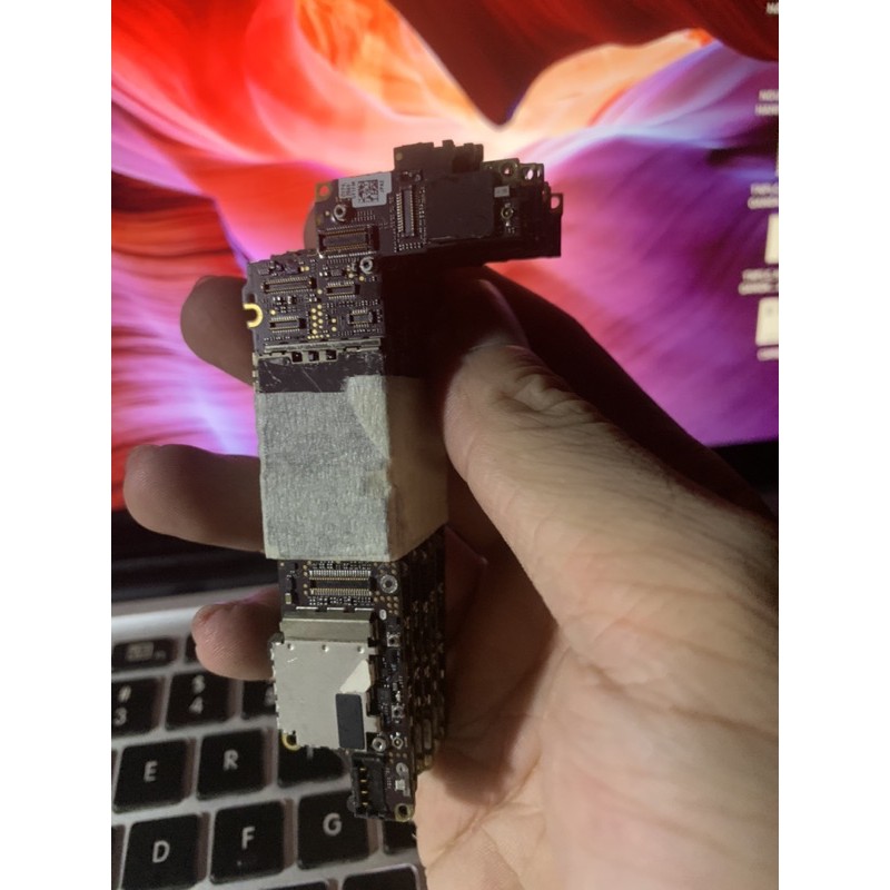 Main IPHONE 4S ICLOUD  hiện vào màn trong quốc tế | BigBuy360 - bigbuy360.vn