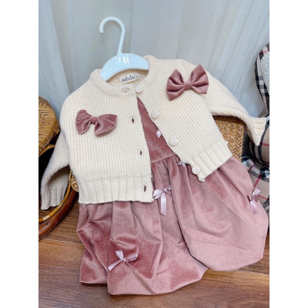 Set váy nhung cao cấp cho bé gái