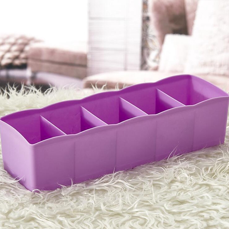 Hộp nhựa đựng đồ lót nhiều ngăn tiện dụng