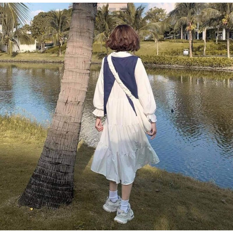 Váy nữ kèm áo gile xẻ lưng phong cách ulzzang trẻ trung