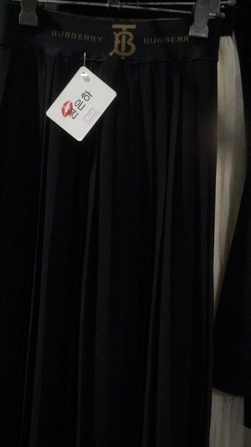 Chân vây xếp ly dáng dài cạp chun đến 65kg | BigBuy360 - bigbuy360.vn