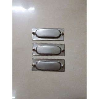 Tay lắm âm tủ bằng inox