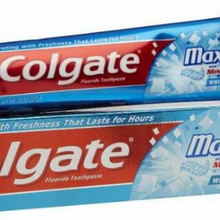 Kem đánh răng Colgate Maxfresh