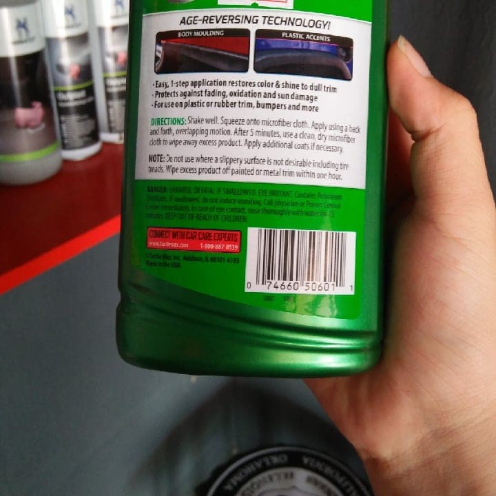 Phục hồi làm đen nhựa Turtle Wax trim restorer ( Có mút ) 296ml chamsocxestore