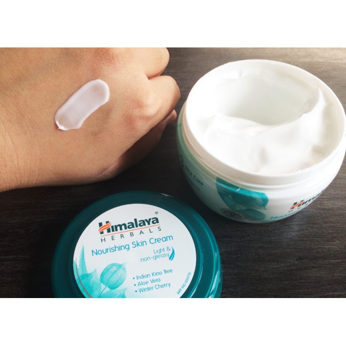 Himalaya Kem dưỡng ẩm làm mềm da 50ml