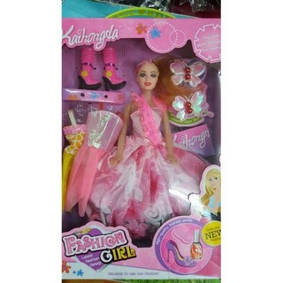 Hộp búp bê kèm phụ kiện ( Mẫu váy hồng )