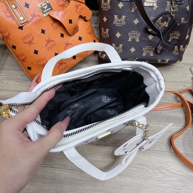 Túi xách nữ kèm móc gấu xinh ( ảnh thật ) TA304