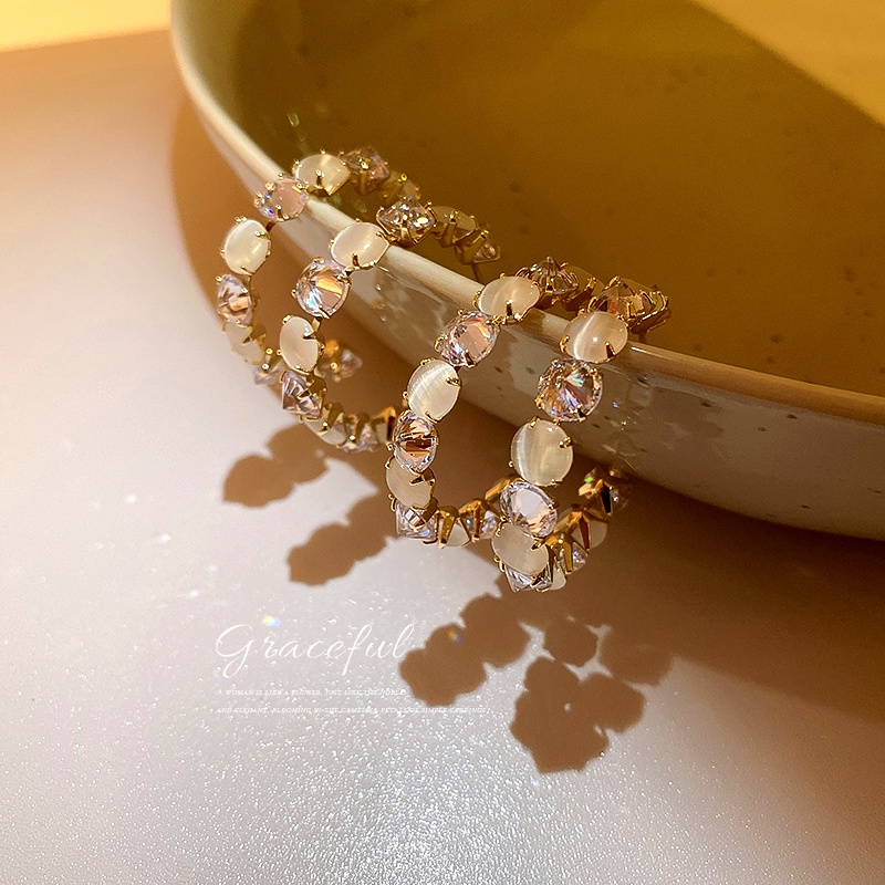 Khuyên Tai Hình Chữ C Đính Đá Thời Trang Cho Nữ