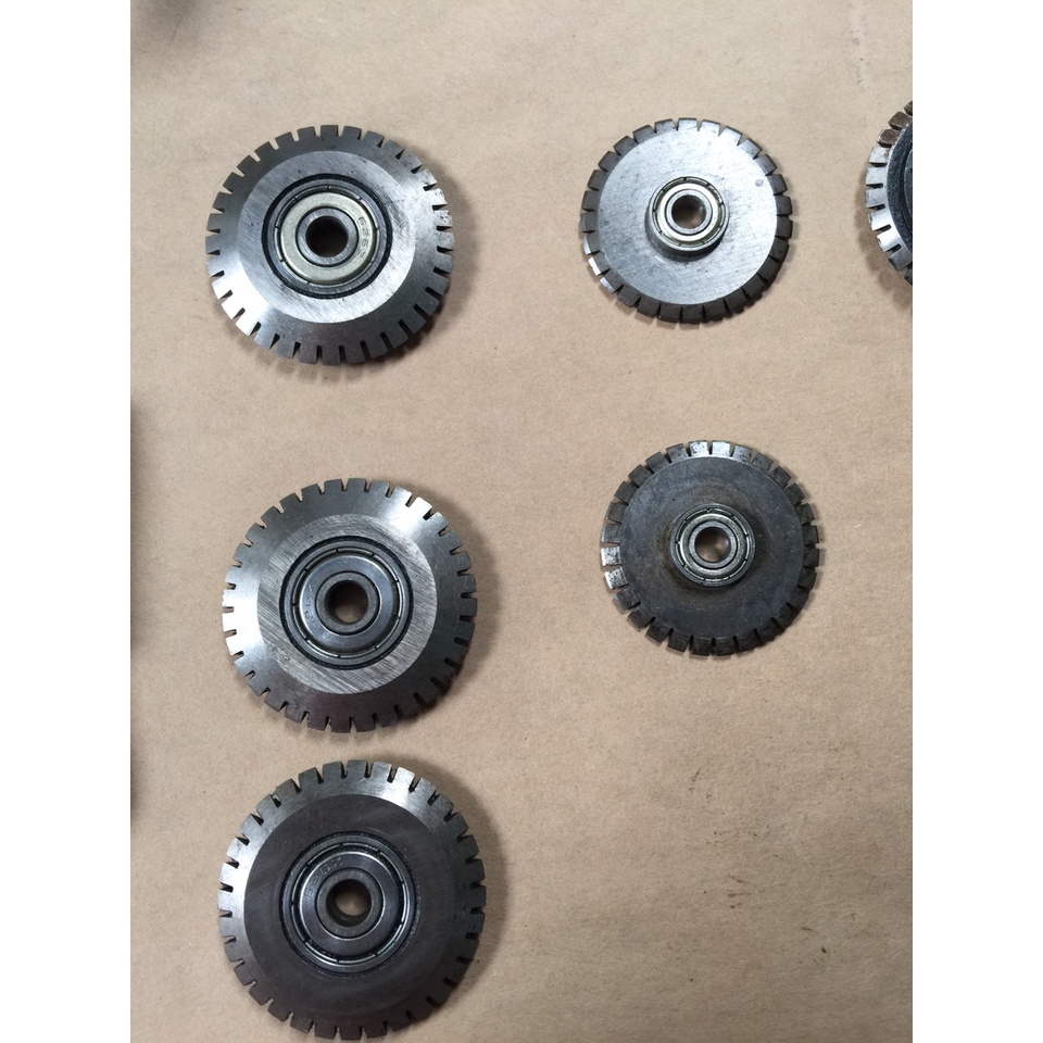 Linh kiện gân, răng cưa , dây cu loa