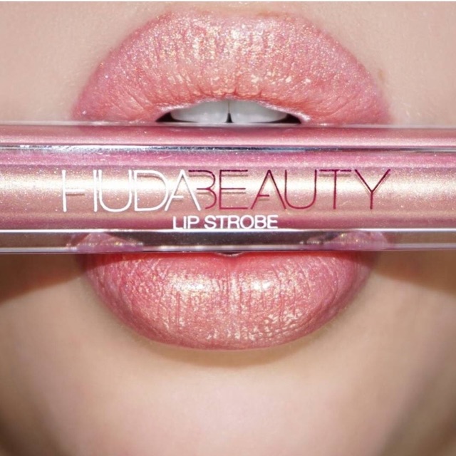 Son bóng HUDA BEAUTY Lip Strobe lipstick (Snobby Enchanting Posh Ritzy Angelic Charmed Starcrossed Hypnotic Bewiched...)