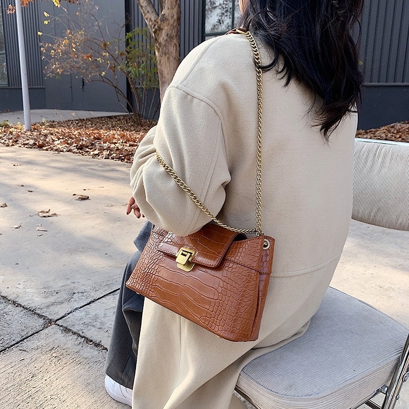 Túi Đeo Chéo Quai Xích Thời Trang 2022 Mới Mẻ Cho Nữ Gylb1583