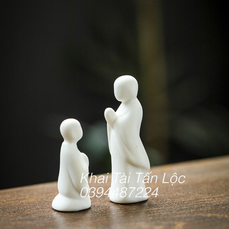Bộ 2 tượng sư thầy và chú tiểu tí hon cao 5cm gốm sứ trắng