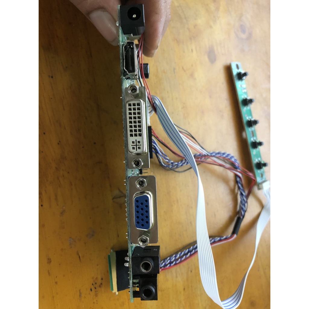 Bo LCD đa năng dành cho màn laptop FULL HD  có HDMI,VGA,DVI