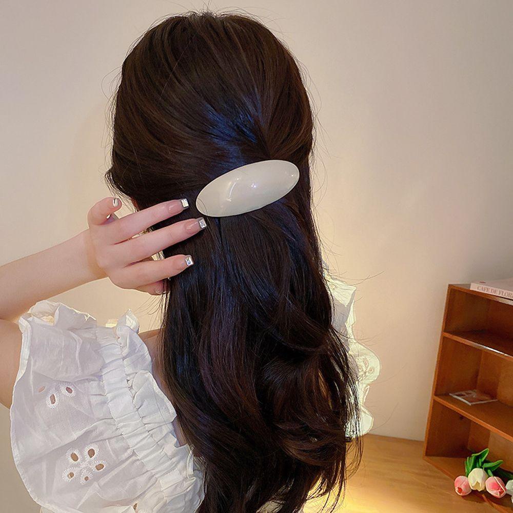Kẹp Tóc Hình Oval Họa Tiết Kẻ Sọc Màu Ngà Thanh Lịch Cho Nữ