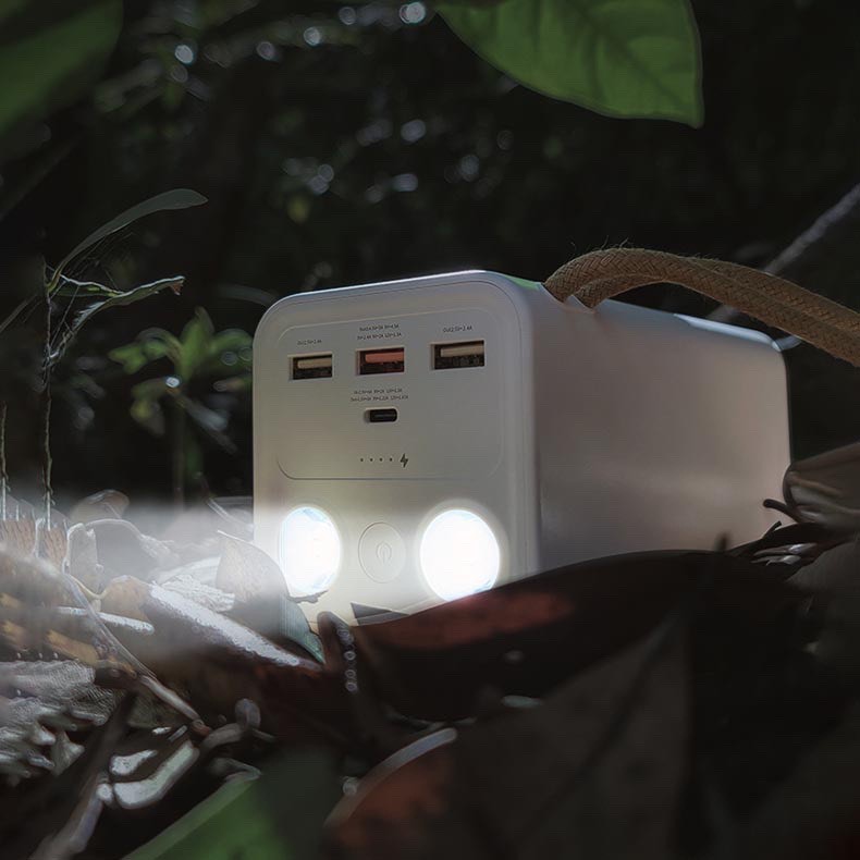 Sạc Dư Phòng Yoobao H5 50000mAh Sạc Siêu Nhanh Có Led Siêu Sáng