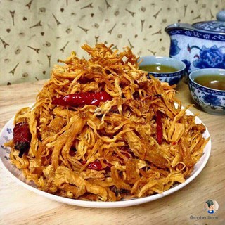 1 KG KHÔ GÀ XÉ CAY KHÔNG Lá Chanh