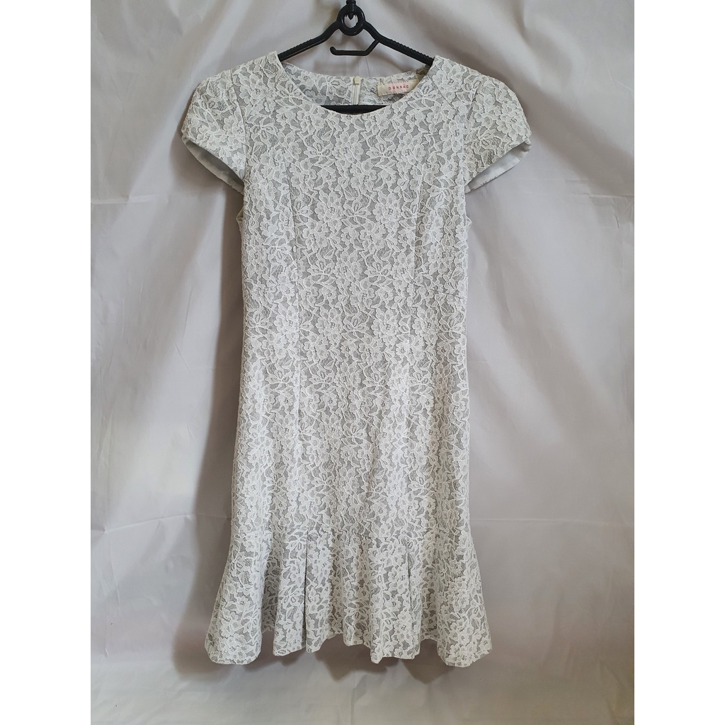 Đầm công sở phối ren màu xanh form suông nhẹ size S
