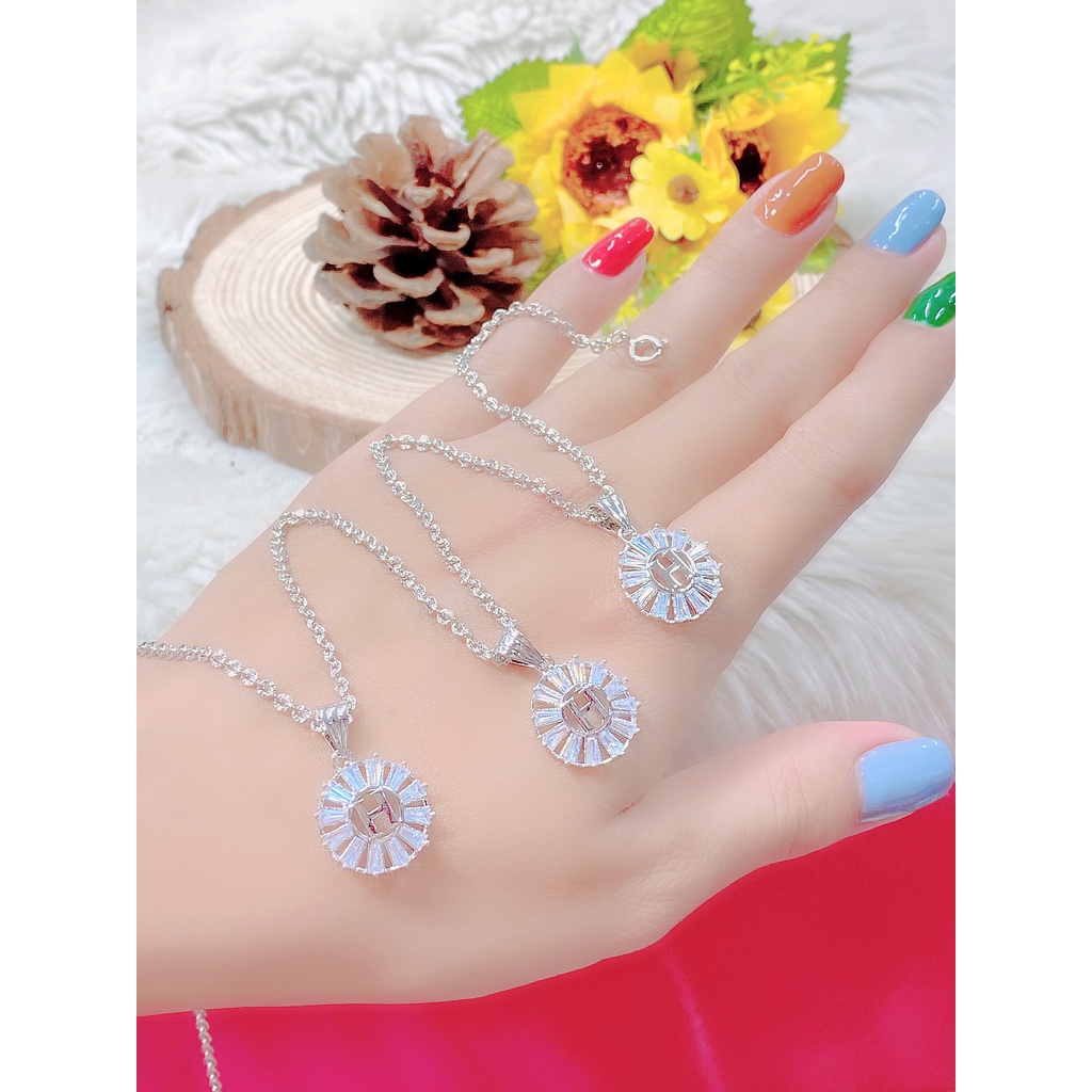 Mặt dây chuyền UHA kiểu dáng sang trọng bền màu ( giá tốt nhất ) M1361