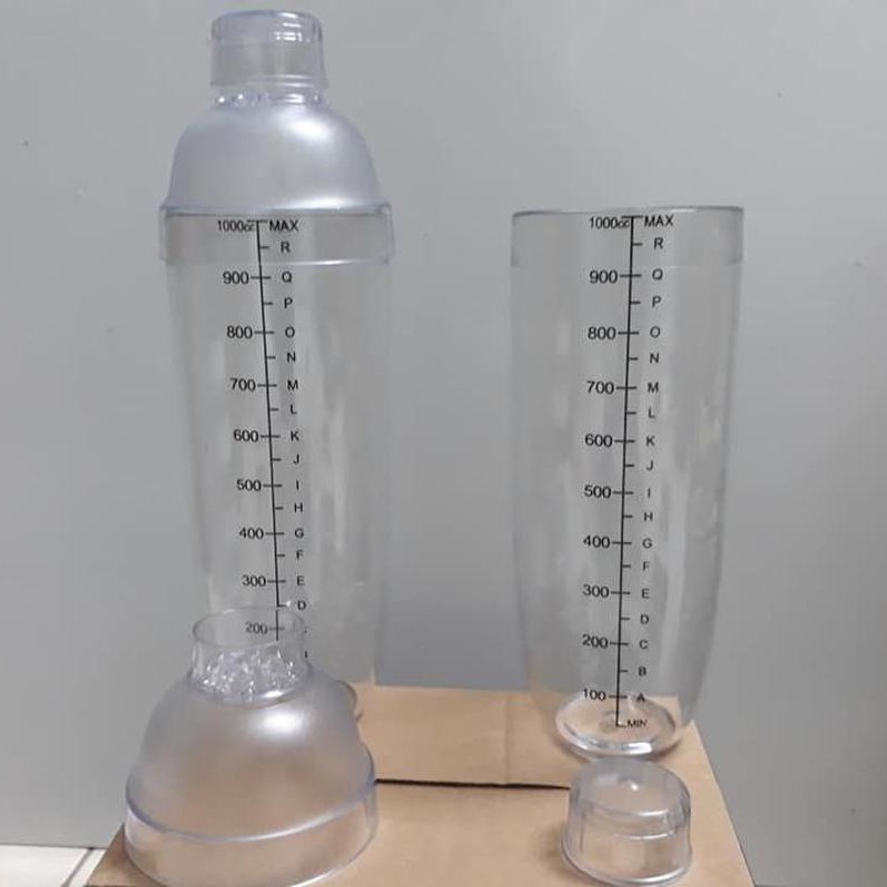 Bình lắc Shaker pha chế nhựa vạch đen 350ml - 500ml - 700ml - 1000ml - Núm đậy nắp bình lắc