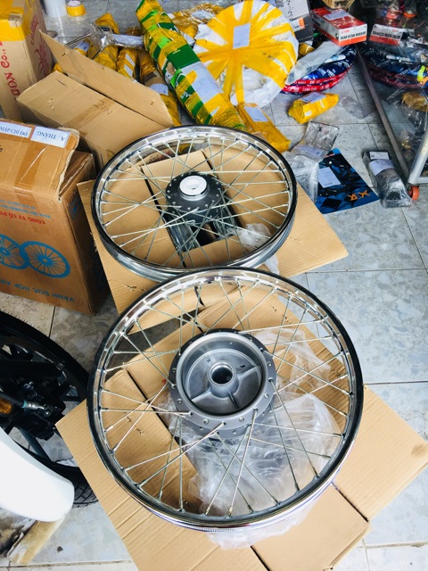 Cặp bánh căm zin sirius chính hãng