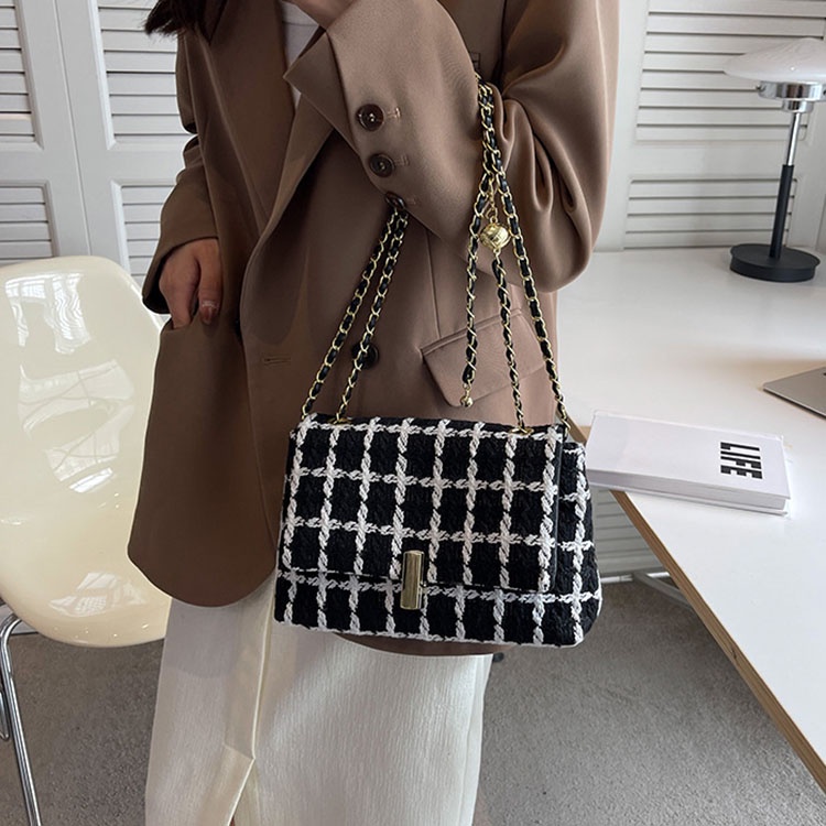 Túi Đeo Chéo Vai Bằng Len Thời Trang Sành Điệu Cho Nữ