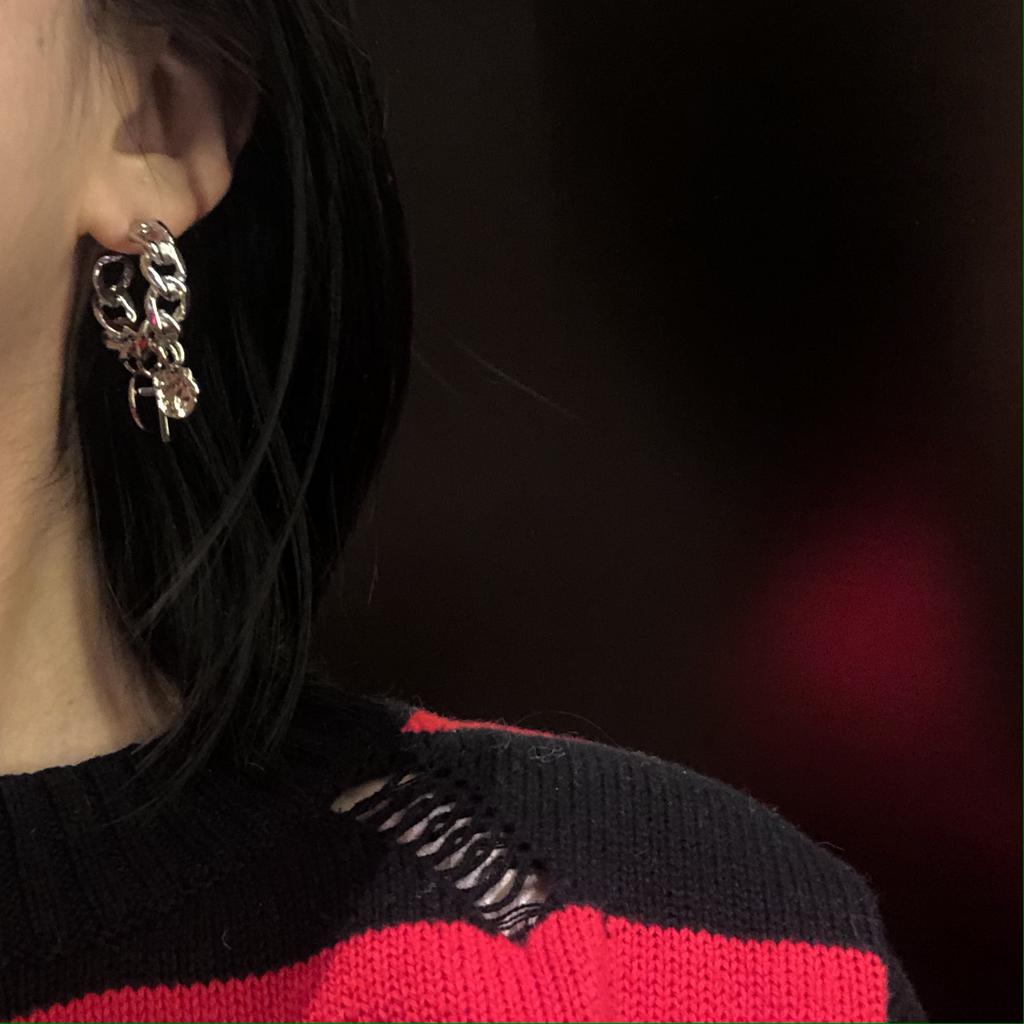 Bông Tai Bạc Hình Chữ Thập Phối Tua Rua Phong Cách Vintage