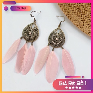 Khuyên tai boho giọt nước lông vũ hồng phấn duyên dáng - Tiệm Cói Cô Lê