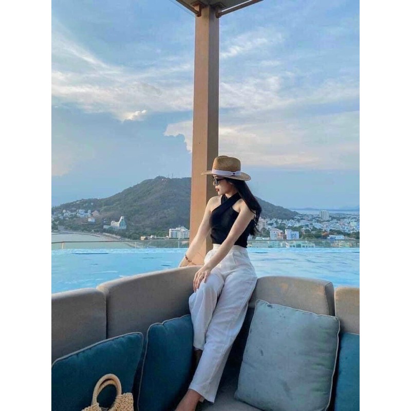 Sét Quần Xuông Trắng Mix Áo Yếm | BigBuy360 - bigbuy360.vn