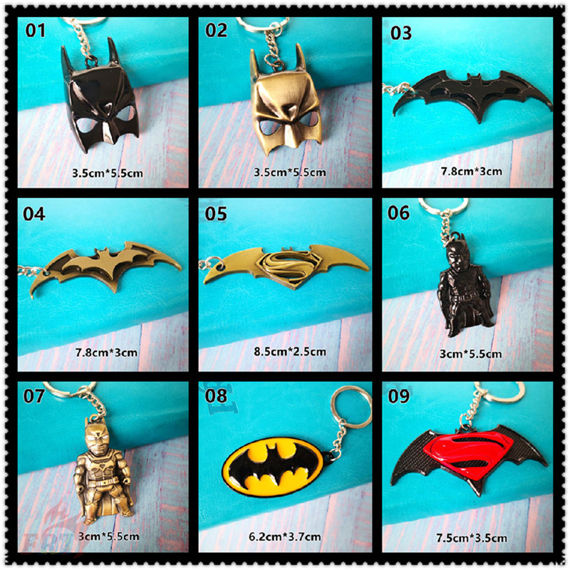 Móc khóa hợp kim cho xe ô tô kiểu dáng anh hùng DC - Batman