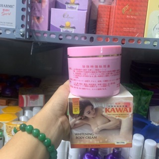 Kem body kawai nhật bản