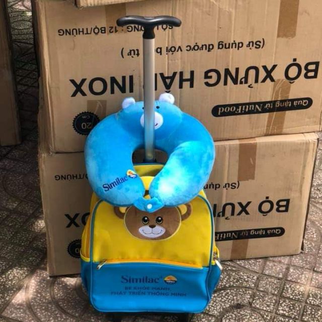 Balo kéo tặng kèm gối kê cổ