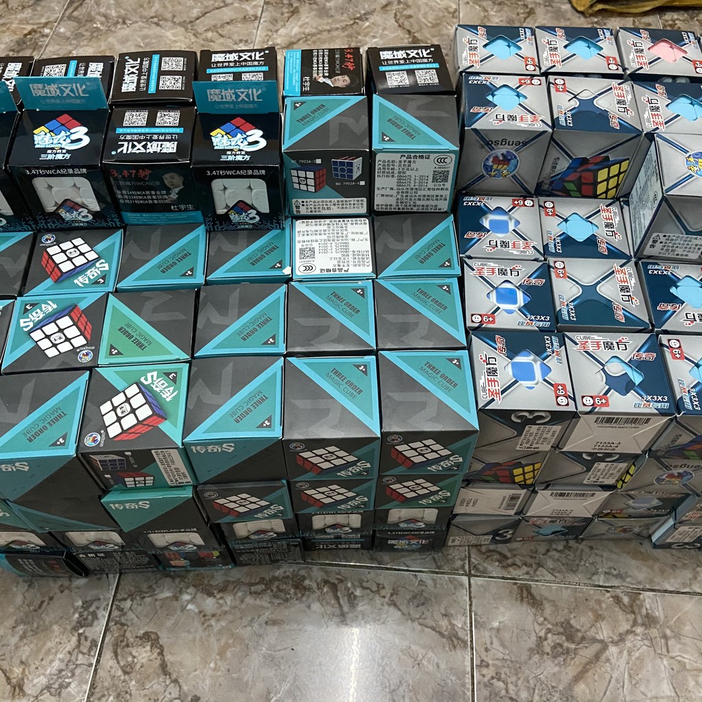 Đồ chơi thông minh Rubik Legend S 3x3x3.