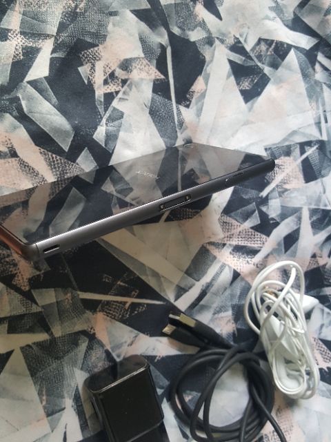 Sony Z3 Trắng/đen/gold