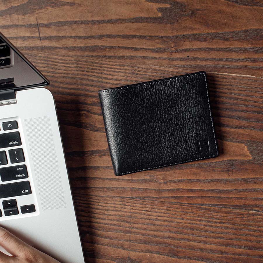 Ví Da Bò Nam LAFORCE Trơn Hạt Cao Cấp VLAN-23D Tặng Đón Gót Tiện Lợi