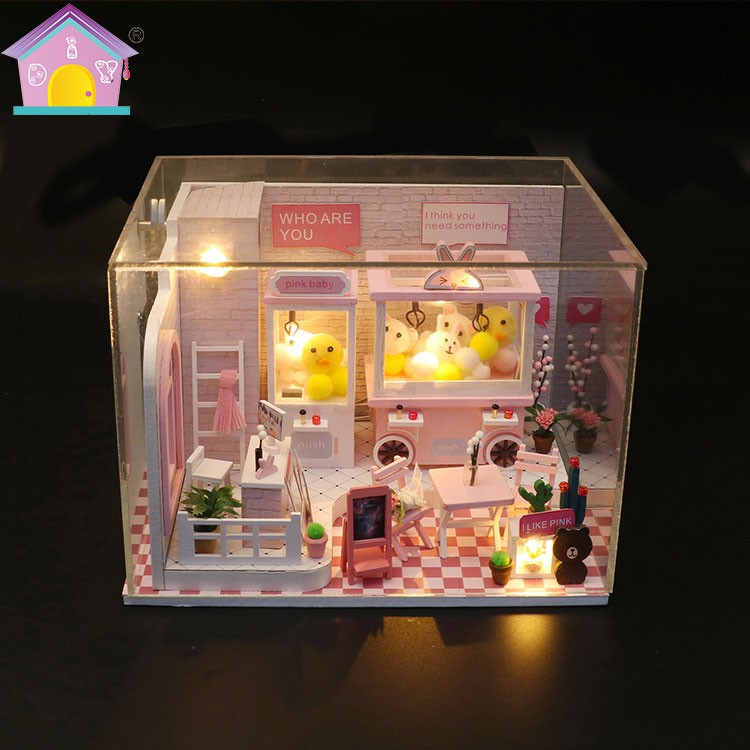 Mô hình NHÀ BÚP BÊ bằng gỗ có đèn led DOREMI PINK HONGDA C009 Tặng kem Mica và Bộ dụng cụ lắp ráp ToystationVN