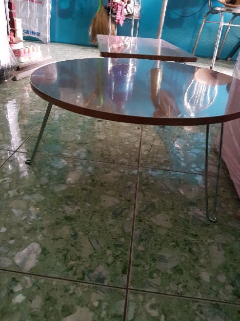 Bàn tròn vân gỗ chân láp 60cm | BigBuy360 - bigbuy360.vn