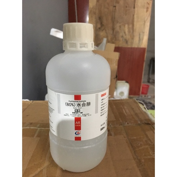 Hoá chất Hydrazine hydrate 80% CAS: 10217-52-4; chai 500ml