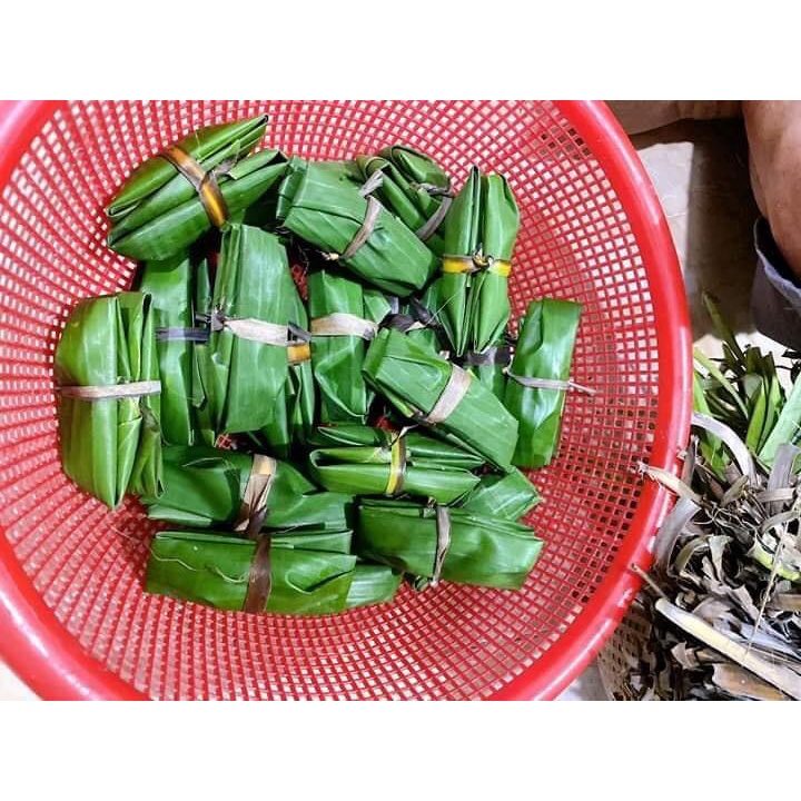 Bánh Bột Lọc Huế / Bánh Nậm Huế ( Bánh Sống ) bánh mới mỗi ngày giao nhanh HCM | BigBuy360 - bigbuy360.vn