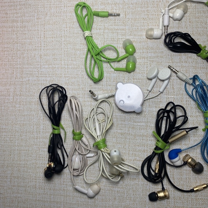 Tai nghe nội địa nhật