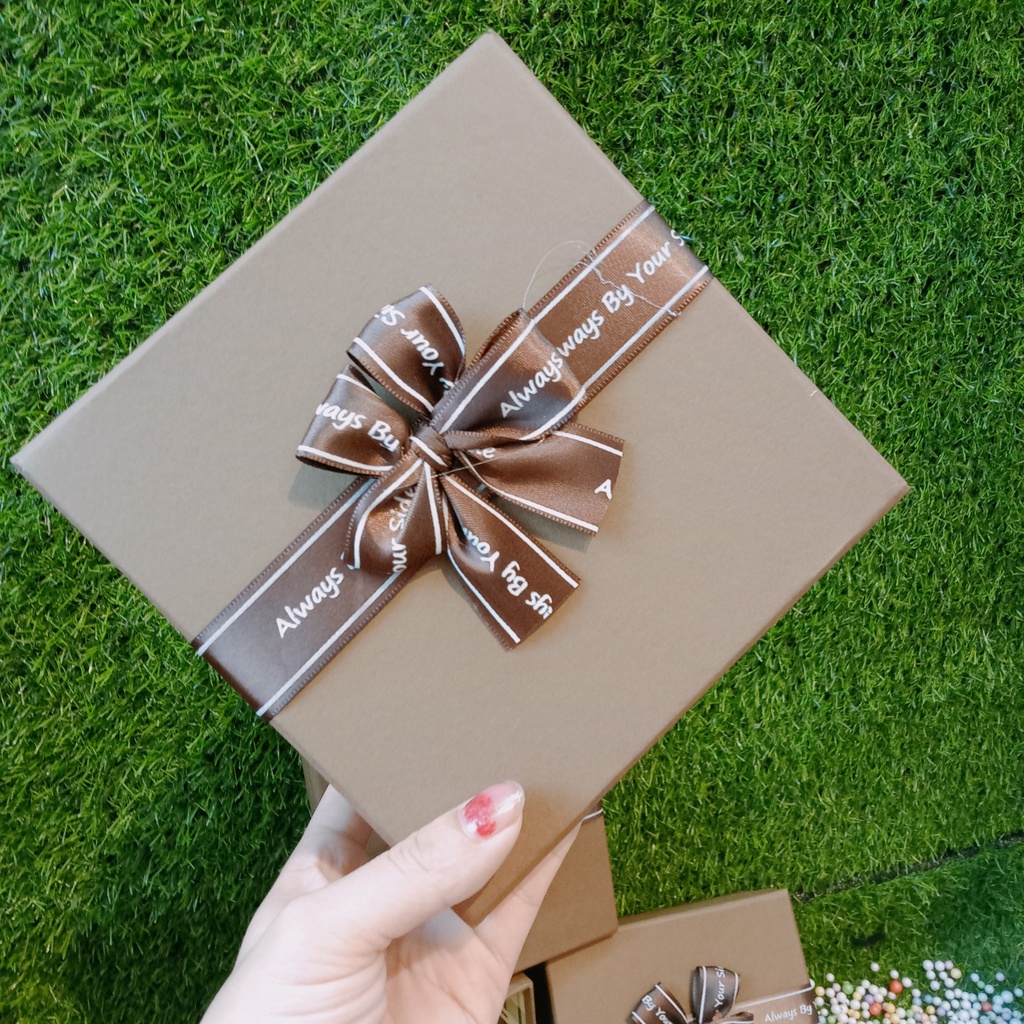 (15x15x7.5cm) Hộp quà sinh nhật, Hộp Quà Tặng Valentin cao cấp màu NÂU TÂY làm quà tặng bạn trai bạn gái người yêu