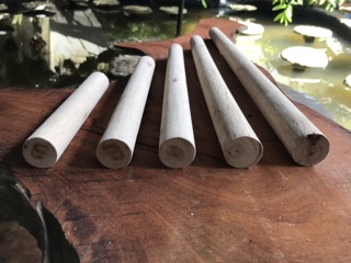Thanh gỗ tròn 3cm, dài40cm đến 60cm