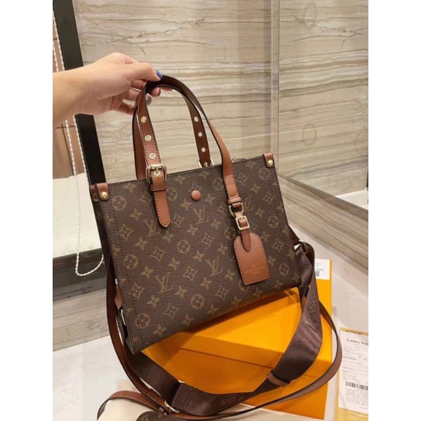 Túi LV nữ set chanh xả kèm ví và móc cún xinh dã man fullbox bill