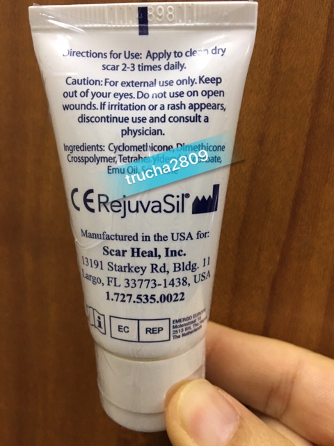 Rejuvasil scar gel 30g kem hỗ trợ giảm sẹo lồi, sẹo phẫu thuật lâu năm