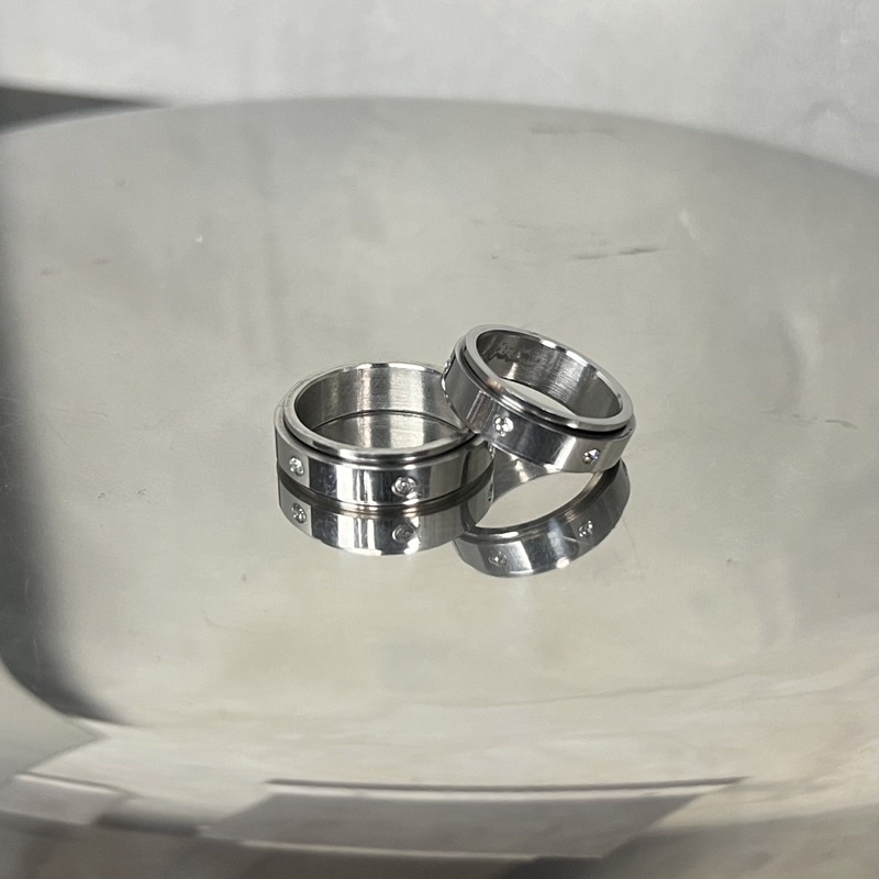 Nhẫn xoay couple cặp đôi đính đá và kí tự dễ thương