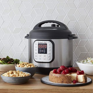 (Hàng Đức) Nồi áp suất điện Instant Pot Duo 60 7in1, 220V-5,7L, 14 chương trình nấu, 7 trong 1, 6qt