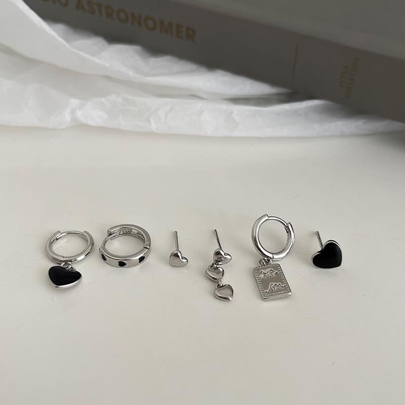 Bộ Khuyên Tai Hình Trái Tim Phong Cách Hàn Quốc Thời Trang Cho Nữ